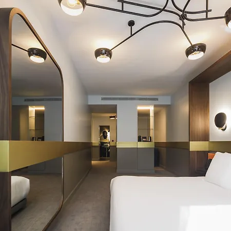 Hotel Soho Boutique 4*