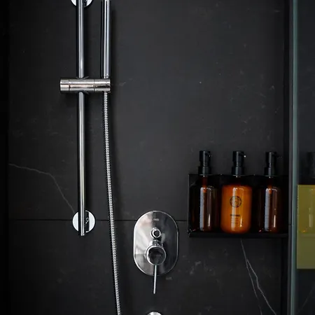 מלון Soho Boutique 4*