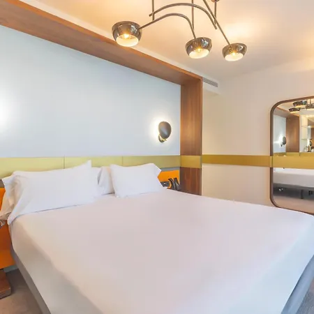 Hotel Soho Boutique 4*