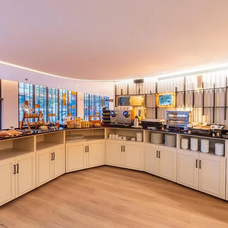 Hotel Soho Boutique 4*