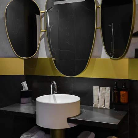 Soho Boutique 4*