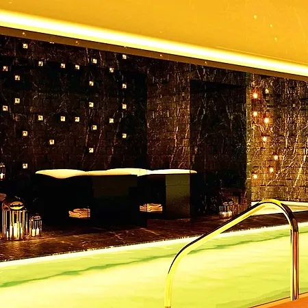 Soho Boutique Hotell 4*